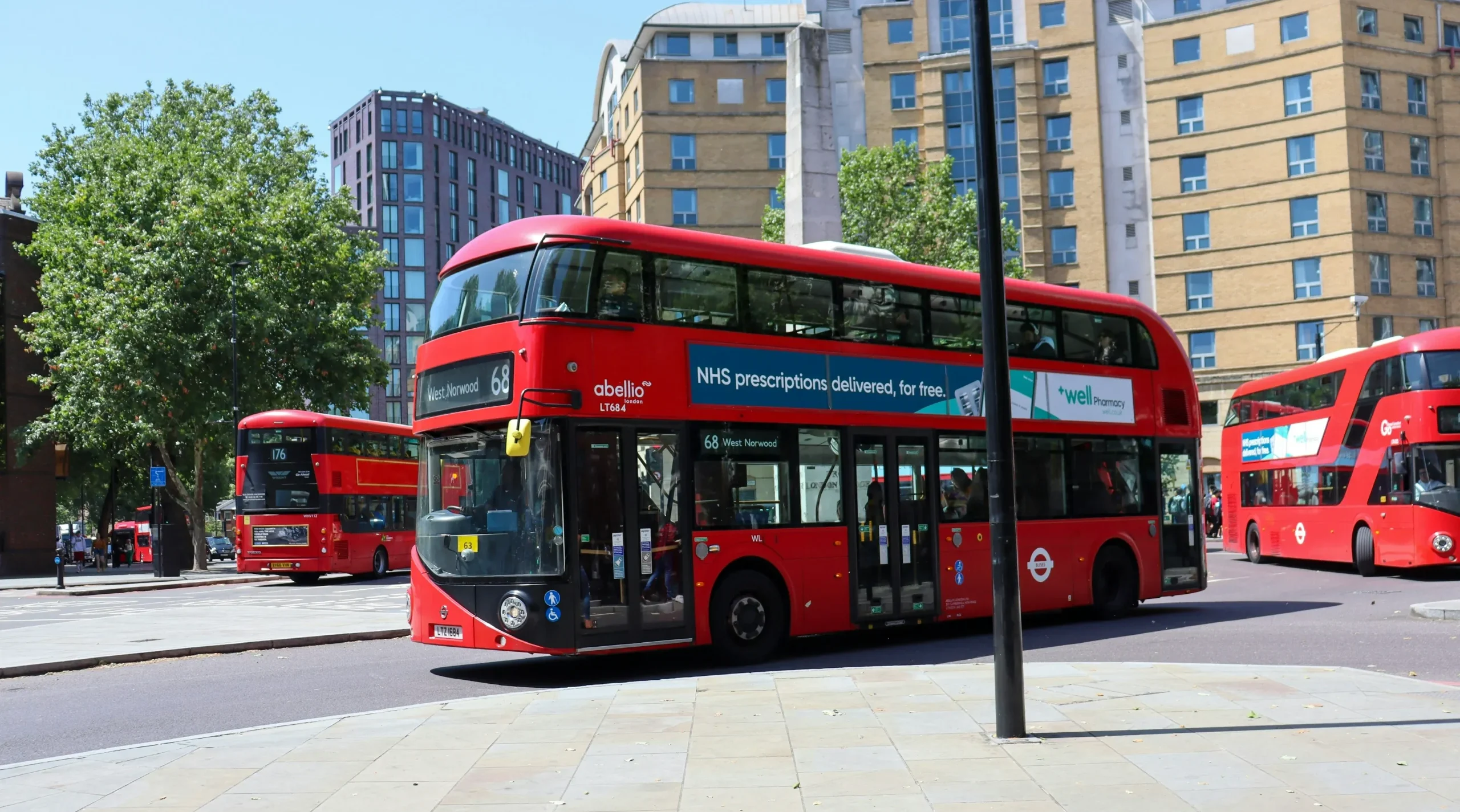 Motor controller - Large size bus drive solution